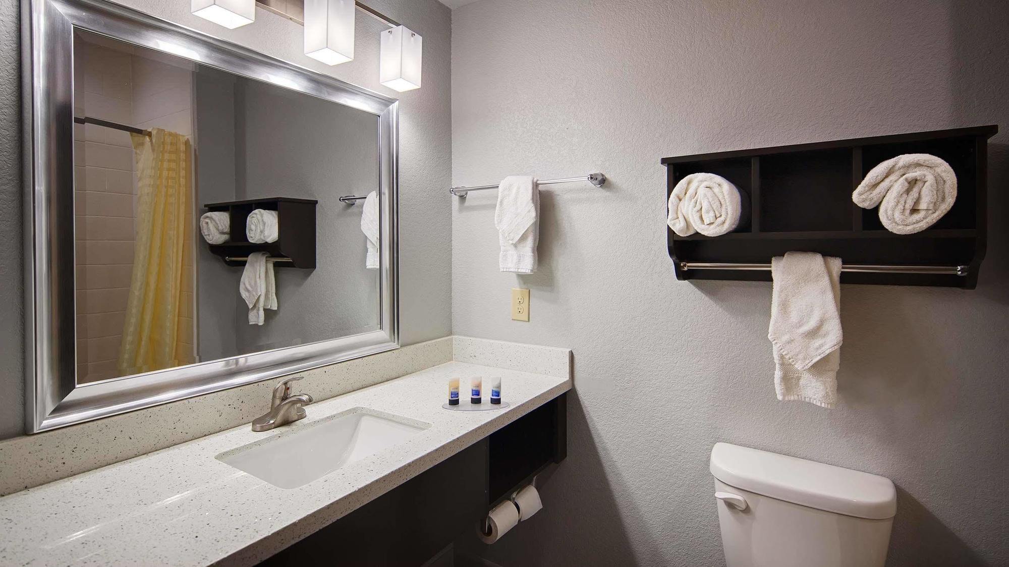Best Western Plus Lonestar Inn & Suites Colorado City Екстериор снимка