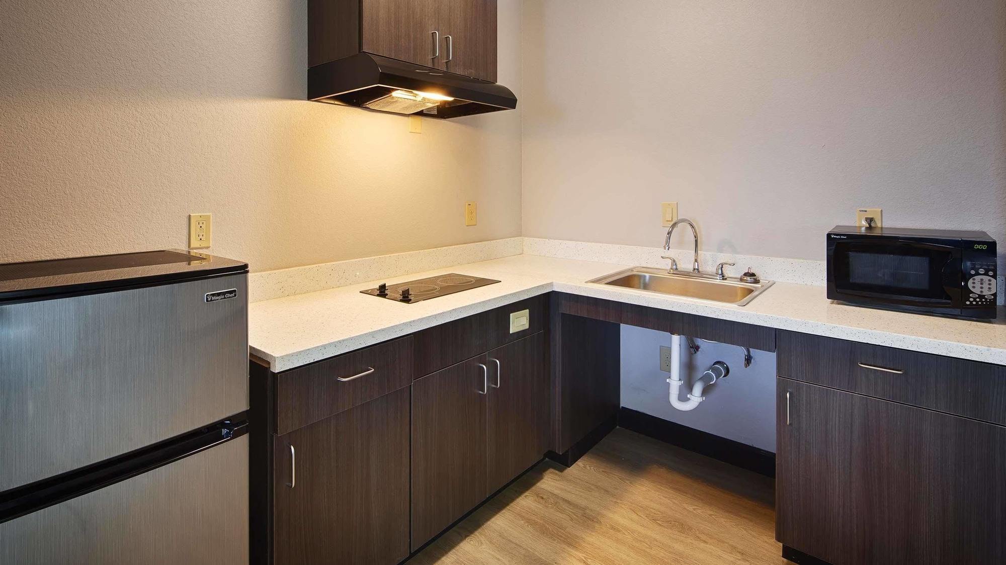 Best Western Plus Lonestar Inn & Suites Colorado City Екстериор снимка